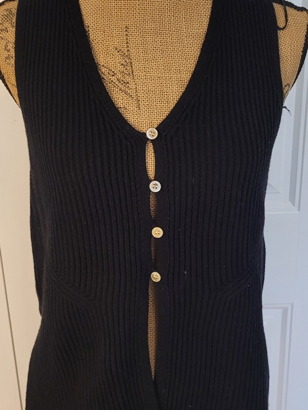 MABLE Black Sweater Vest, NWT, S, Versatile for Multi-Styling🖤